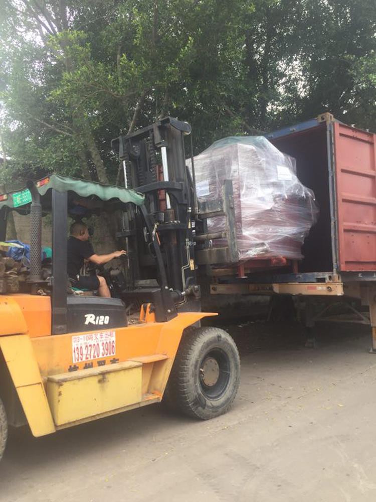 Keripik Kayu Biomassa 1,8 M Kkal, Pembakar Gasifier Pelet Kayu Dikirim Ke Mal...